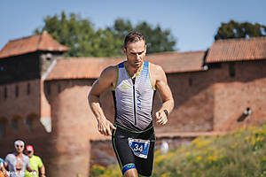 Castle_Triathlon_2024_sob_logo_326.jpg