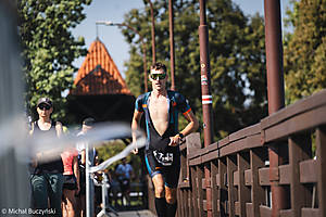 Castle_Triathlon_2024_logo_380.jpg