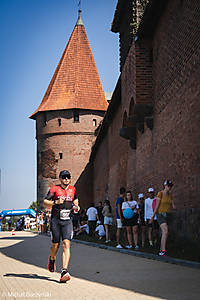 Castle_Triathlon_2024_logo_395.jpg