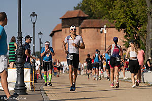 Castle_Triathlon_2024_logo_467.jpg