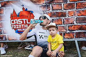 Castle_Triathlon_2024_logo_422.jpg