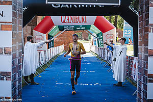 Castle_Triathlon_2024_logo_399.jpg