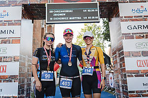 Castle_Triathlon_2024_sob_logo_370.jpg
