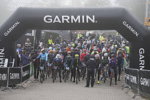 MacGregorPhotography-GravelGarminRaceStarty(65of155).jpg