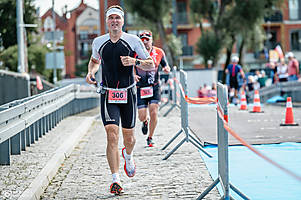 GTTELB20260888.jpg