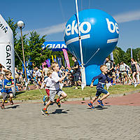 slesin16kids-200m-00009.jpg